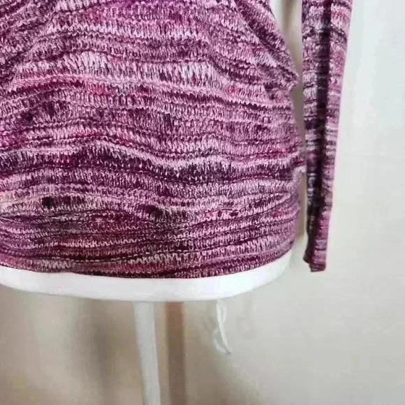 Daisy Fuentes women's purple geometric long sleeve blouse size small - Picture 3 of 6